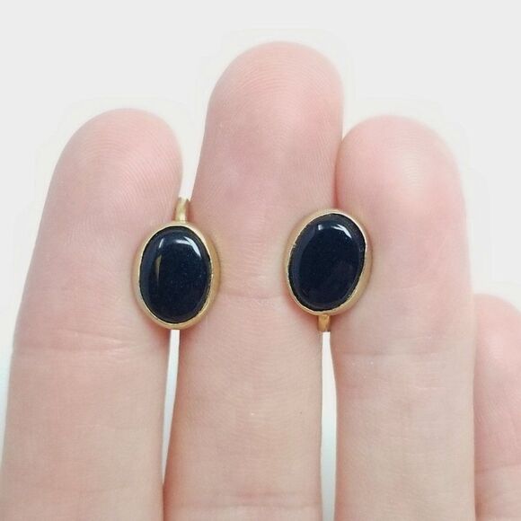 Vintage Black Oval Bevel Set Gold Tone Clip On Earrings, Screw Back Setting - Picture 5 of 6